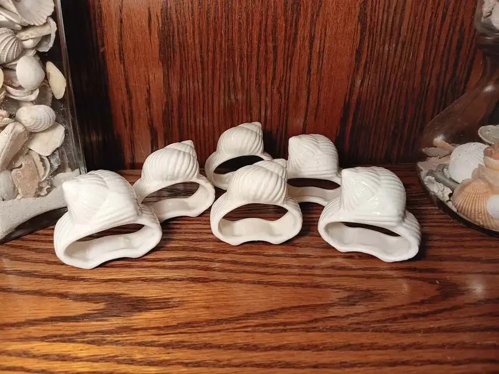 VTG White Ceramic Seashell Napkin Ring Set of 6 Coastal Beachy Decor 2 x 2.5
